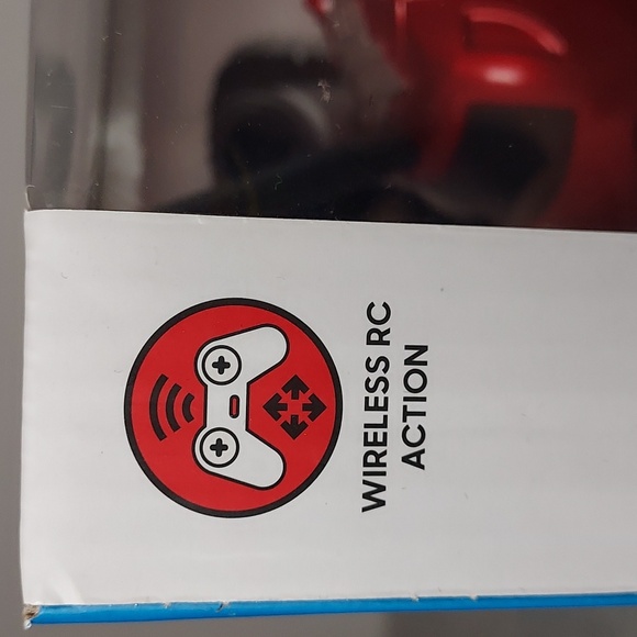 Sharper Image Thunder Tumbler Wireless Remote Control 360° Spinning Red Car NWT - Picture 10 of 13